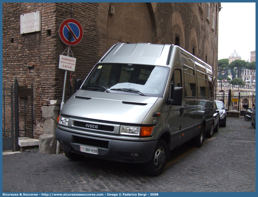 EI BH698
Esercito Italiano
Iveco Daily 50C13 III serie
Parole chiave: EI;E.I.;Esercito;Italiano;Iveco;Daily;50C13