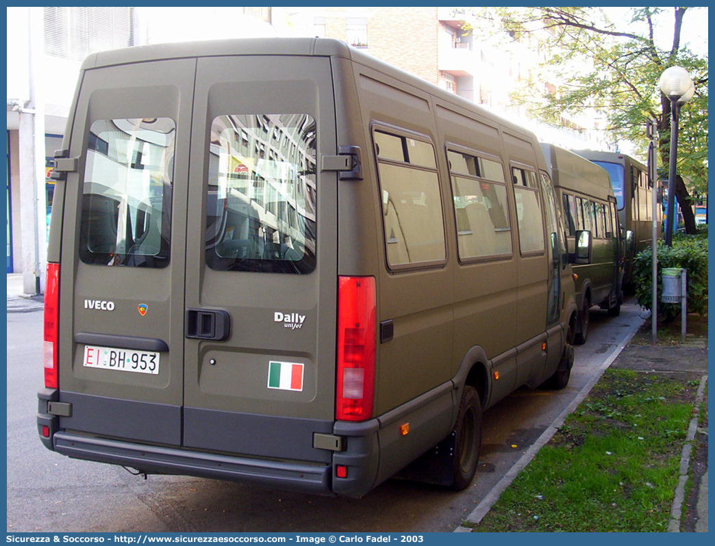 EI BH953
Esercito Italiano
Iveco Daily 50C13 III serie
Parole chiave: EI;E.I.;Esercito;Italiano;Iveco;Daily;50C13