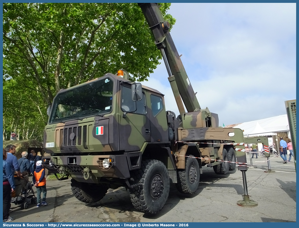 EI BL555
Esercito Italiano
Astra SMR 88.45 8X8 
Allestitore TCM S.r.l.
Parole chiave: EI;E.I.;Esercito;Italiano;Mezzi;da;Cantiere;Trasporto;Materiali;Supporto;Logistico;Astra;SMR;88.45;TCM