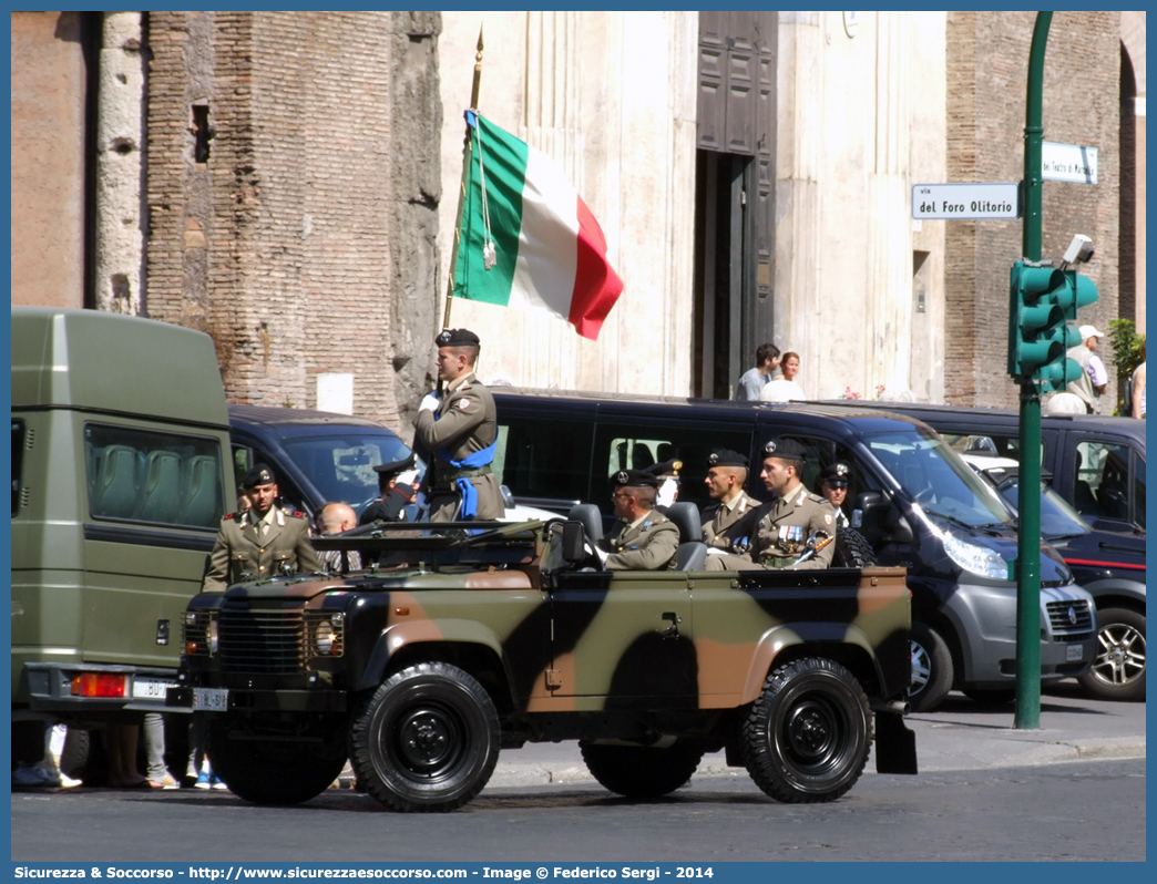 EI BL578
Esercito Italiano
Land Rover Defender 90
Parole chiave: EI;E.I.;Esercito;Italiano;Land;Rover;Defender;90