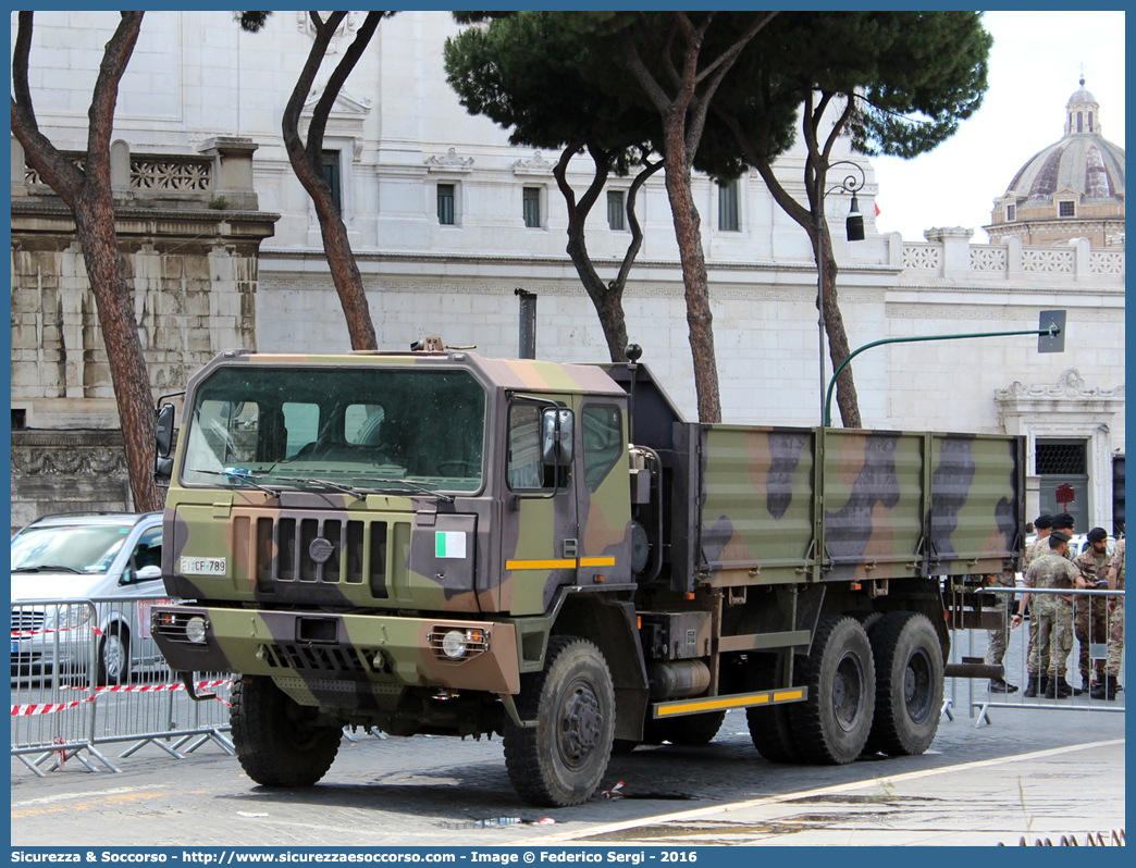 EI CF789
Esercito Italiano
Astra SMH 66.45 6X6
Parole chiave: EI;E.I.;Esercito;Italiano;Mezzi;da;Cantiere;Trasporto;Materiali;Supporto;Logistico;Astra;SMH;66.45