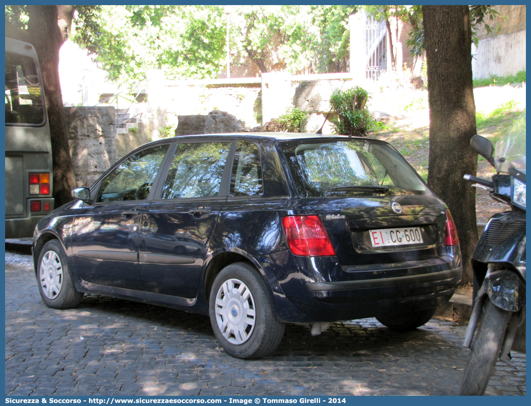 EI CG600
Esercito Italiano
Fiat Stilo II serie
Parole chiave: EI;E.I.;Esercito;Italiano;Autovetture;Fiat;Stilo;CG600