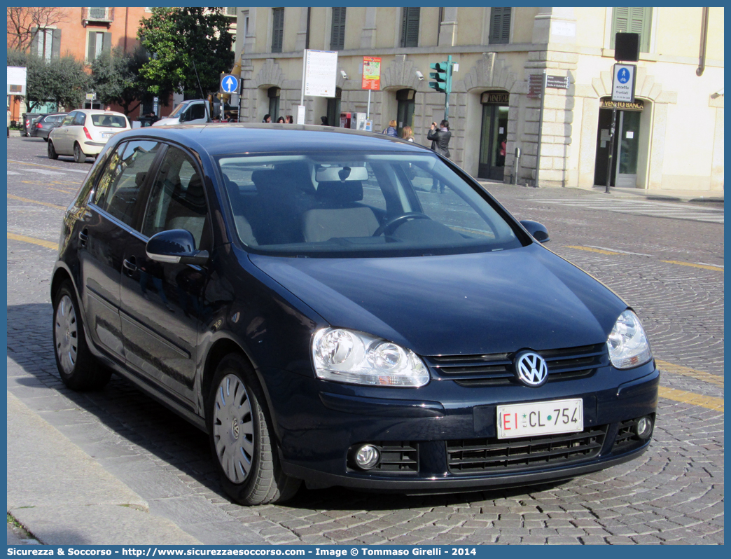 EI CL754
Esercito Italiano
Volkswagen Golf V serie
Parole chiave: EI;E.I.;Esercito;Italiano;Autovetture;Volkswagen;Golf;CL754