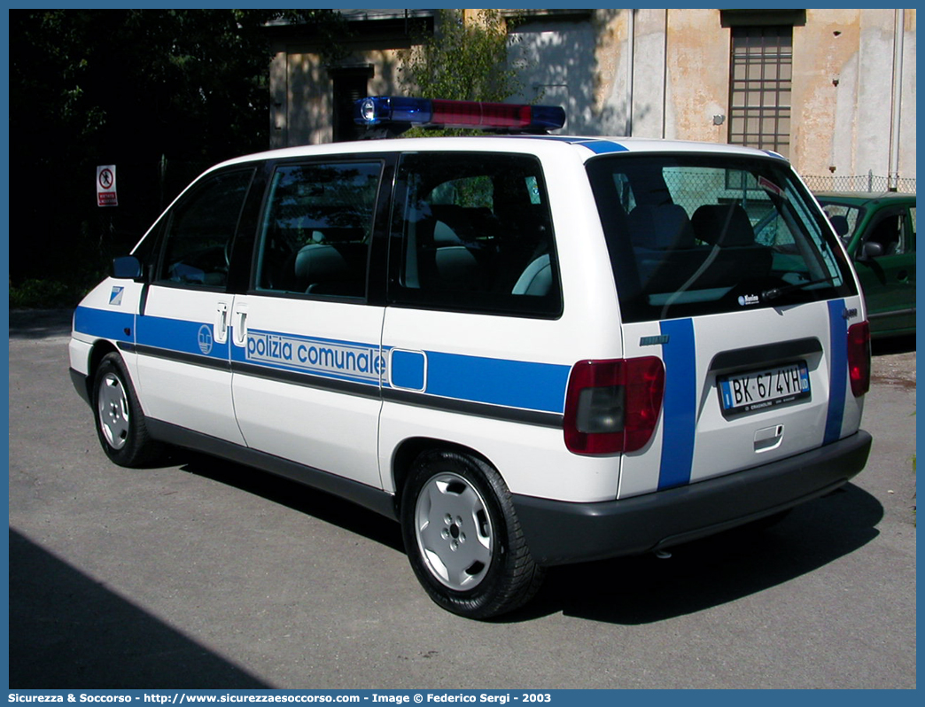 -
Polizia Comunale
Comune di Udine
Fiat Ulysse II serie
Parole chiave: Polizia;Locale;Comunale;Municipale;Udine;Fiat;Ulysse