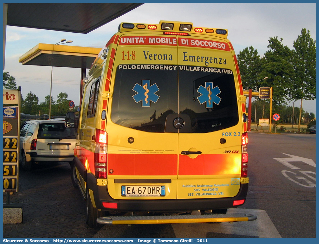 Fox 2.3
Polo Emergency Onlus
Mercedes Benz Sprinter II serie
Allestitore Polar Special Car S.n.c.
Parole chiave: Polo;Emergency;Mercedes;Benz;Sprinter;Polar;Special;Car