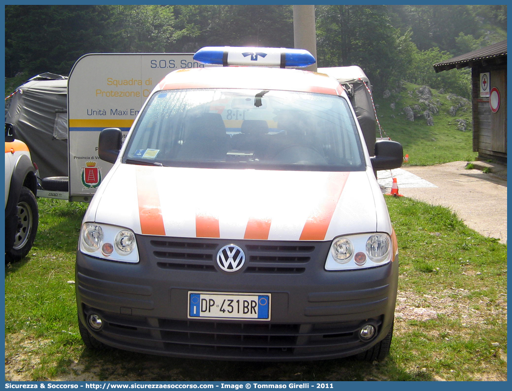 Fox Mike
S.O.S. Sona
Volkswagen Caddy III serie
Parole chiave: SOS;S.O.S.;Sona;Volkswagen;Caddy