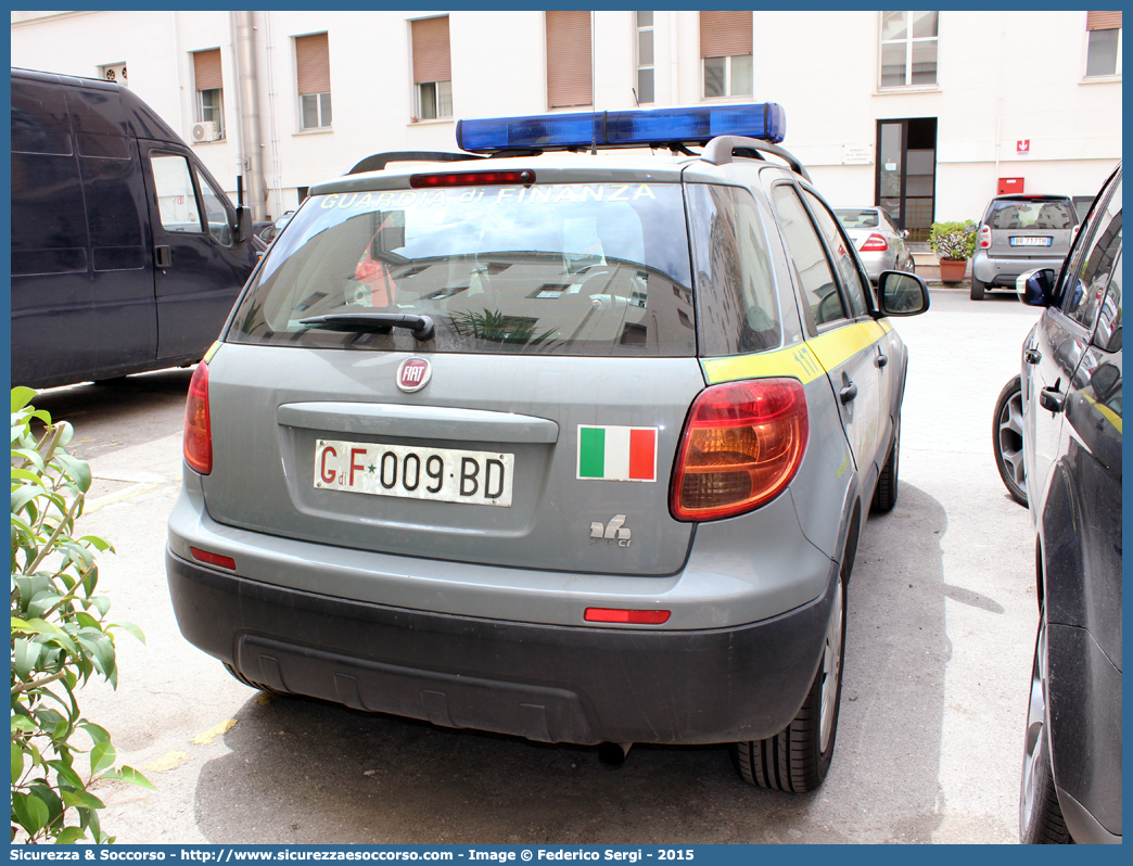 GdiF 009BD
Guardia di Finanza
Fiat Sedici I serie
Parole chiave: GdiF;G.D.F.;GDF;Guardia;di;Finanza;Fiat;Sedici;009 BD;009BD