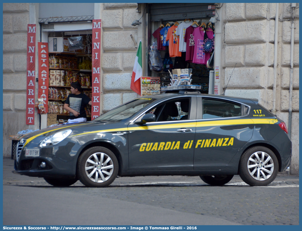 GdiF 017BK
Guardia di Finanza
Alfa Romeo Nuova Giulietta
I serie I restyling
(I fornitura)
Parole chiave: GdiF;GDF;GF;Guardia;Finanza;Alfa;Romeo;Nuova;Giulietta