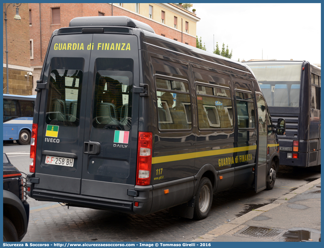 GdiF 258BH
Guardia di Finanza
Iveco Daily 50C17 IV serie
Parole chiave: GdiF;G.D.F.;GDF;Guardia;di;Finanza;Iveco;Daily;50C17