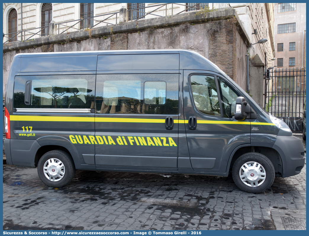 GdiF 353BG
Guardia di Finanza
Fiat Ducato III serie
Parole chiave: GdiF;G.D.F.;GDF;Guardia;di;Finanza;Fiat;Ducato;X250