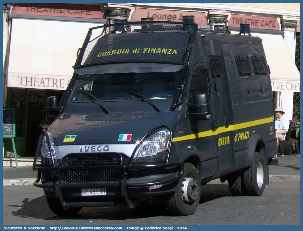 GdiF 497BH
Guardia di Finanza
Iveco Daily 70C17 V serie Blindato
A.T.P.I.
Allestitore Repetti S.r.l.
Parole chiave: GdiF;G.D.F.;GDF;Guardia di Finanza;Iveco;Daily;70C17;V serie;Repetti;A.T.P.I.;Anti Terrorismo Pronto Impiego;499BH