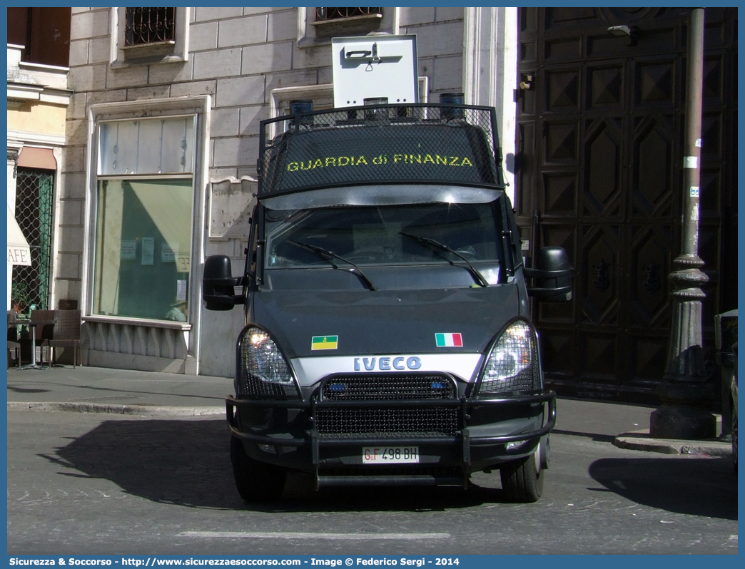 GdiF 498BH
Guardia di Finanza
Iveco Daily 70C17 V serie Blindato
A.T.P.I.
Allestitore Repetti S.r.l.
Parole chiave: GdiF;G.D.F.;GDF;Guardia di Finanza;Iveco;Daily;70C17;V serie;Repetti;A.T.P.I.;Anti Terrorismo Pronto Impiego;499BH