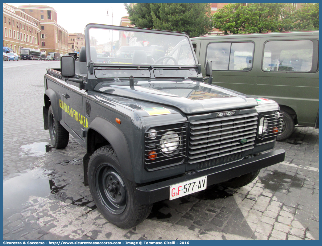 GdiF 577AV
Guardia di Finanza
Land Rover Defender 90
Parole chiave: GdiF;G.D.F.;GDF;Guardia;di;Finanza;Land;Rover;Defender;90;577AV