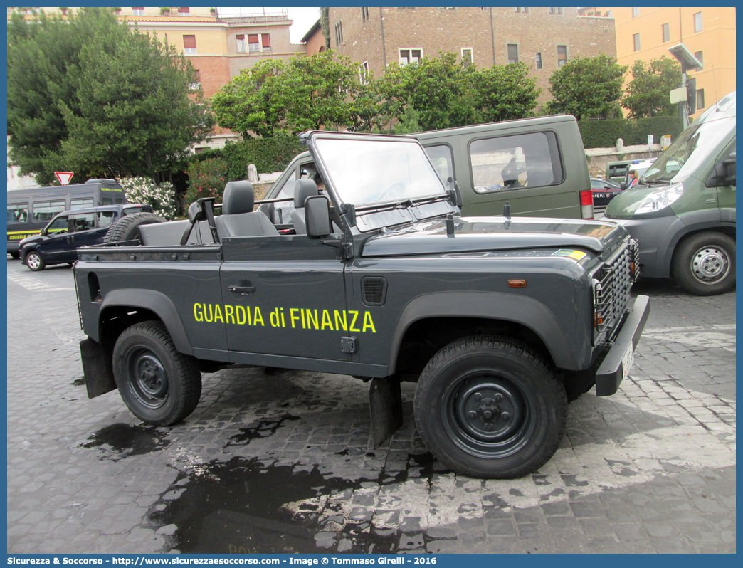 GdiF 577AV
Guardia di Finanza
Land Rover Defender 90
Parole chiave: GdiF;G.D.F.;GDF;Guardia;di;Finanza;Land;Rover;Defender;90;577AV