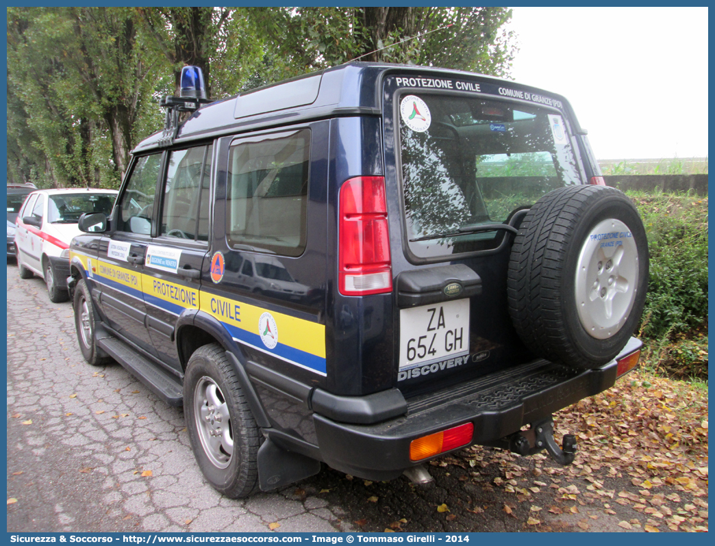 -
Protezione Civile
Comune di Granze
Land Rover Discovery II serie
Parole chiave: PC;P.C.;Protezione Civile;Granze;Land Rover;Discovery