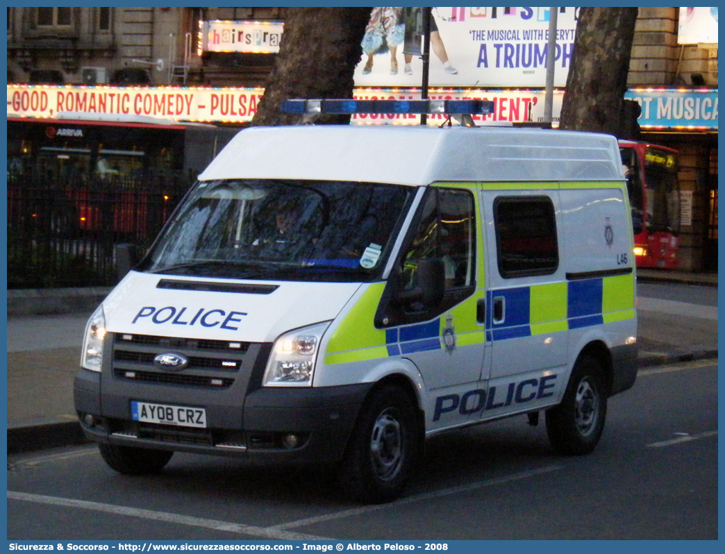 L46
United Kingdom of Great Britain and Northern Ireland
British Transport Police
Ford Transit III generation facelift
Parole chiave: UK;United;Kingdom;Great;Britain;Northern;Ireland;British;Transport;Police;BTP;Ford;Transit