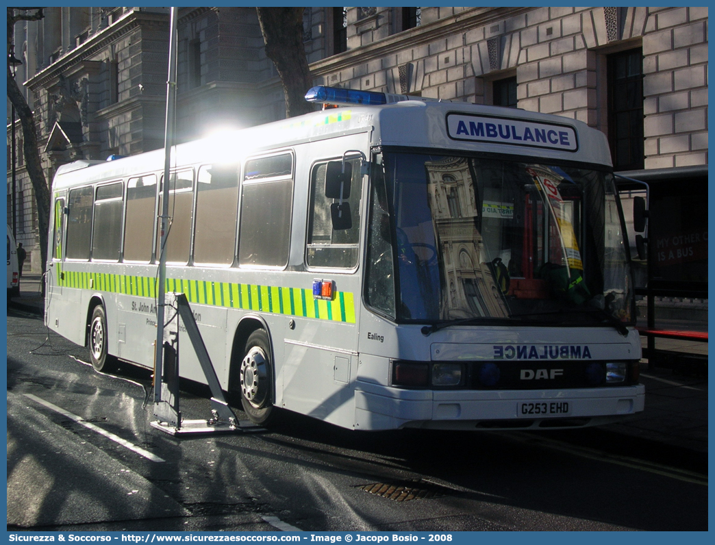 LD611
United Kingdom of Great Britain and Northern Ireland
St John Ambulance
DAF SB220L
First Aid Treatment Centre
Parole chiave: UK;United;Kingdom;Great;Britain;Northern;Ireland;St;John;Ambulance;DAF;SB220L;First;Aid;Treatment;Centre