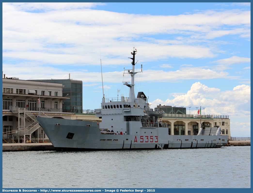 A5353 "Capri"
Marina Militare Italiana
Flotta Navale
Trasporto Costiero
Classe Gorgona
Parole chiave: MM;M.M.;Marina Militare;Flotta;Navale;Trasporto;Costiero;Gorgona