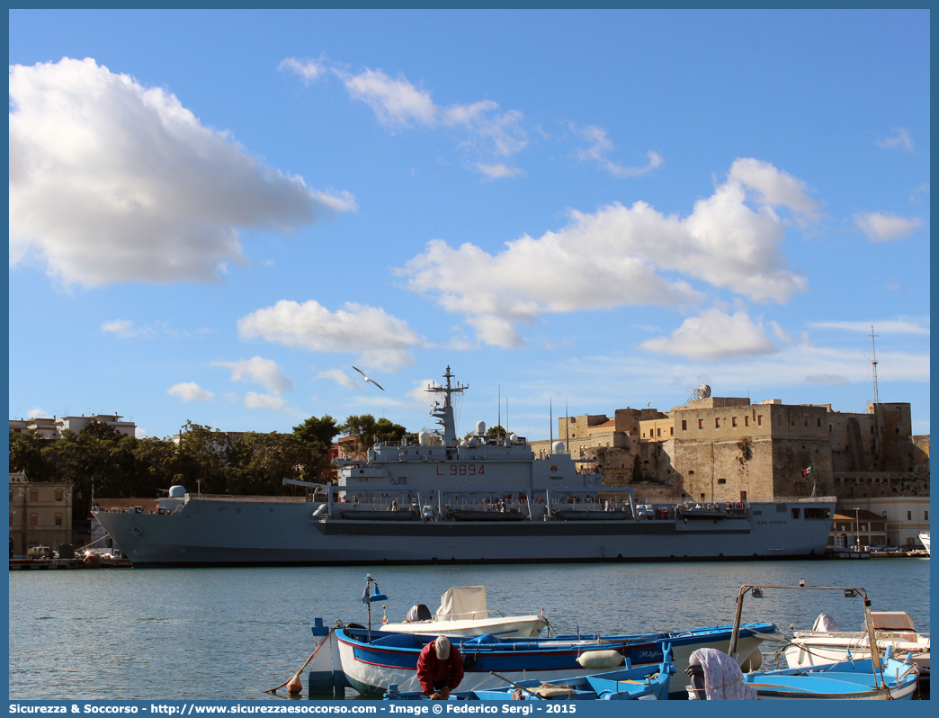 L9894 "San Giusto"
Marina Militare Italiana
Flotta Navale
Navi Anfibie Classe San Giorgio
Parole chiave: MM;M.M.;Marina Militare;Flotta;Navale;Nave;Anfibia;Navi;Anfibie