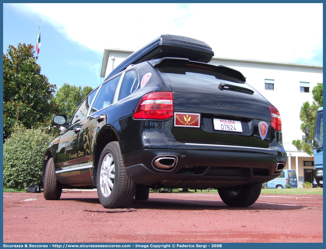 Polizia D7624
Polizia di Stato
Gruppo Sportivo "Fiamme Oro"
Porsche Cayenne II serie
Parole chiave: PS;P.S.;Polizia di Stato;Gruppo Sportivo;Fiamme Oro;Porsche;Cayenne