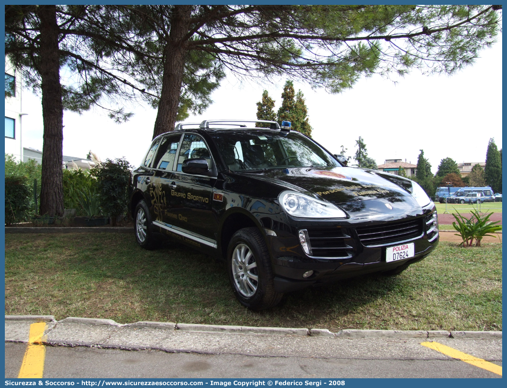 Polizia D7624
Polizia di Stato
Gruppo Sportivo "Fiamme Oro"
Porsche Cayenne II serie
Parole chiave: PS;P.S.;Polizia di Stato;Gruppo Sportivo;Fiamme Oro;Porsche;Cayenne