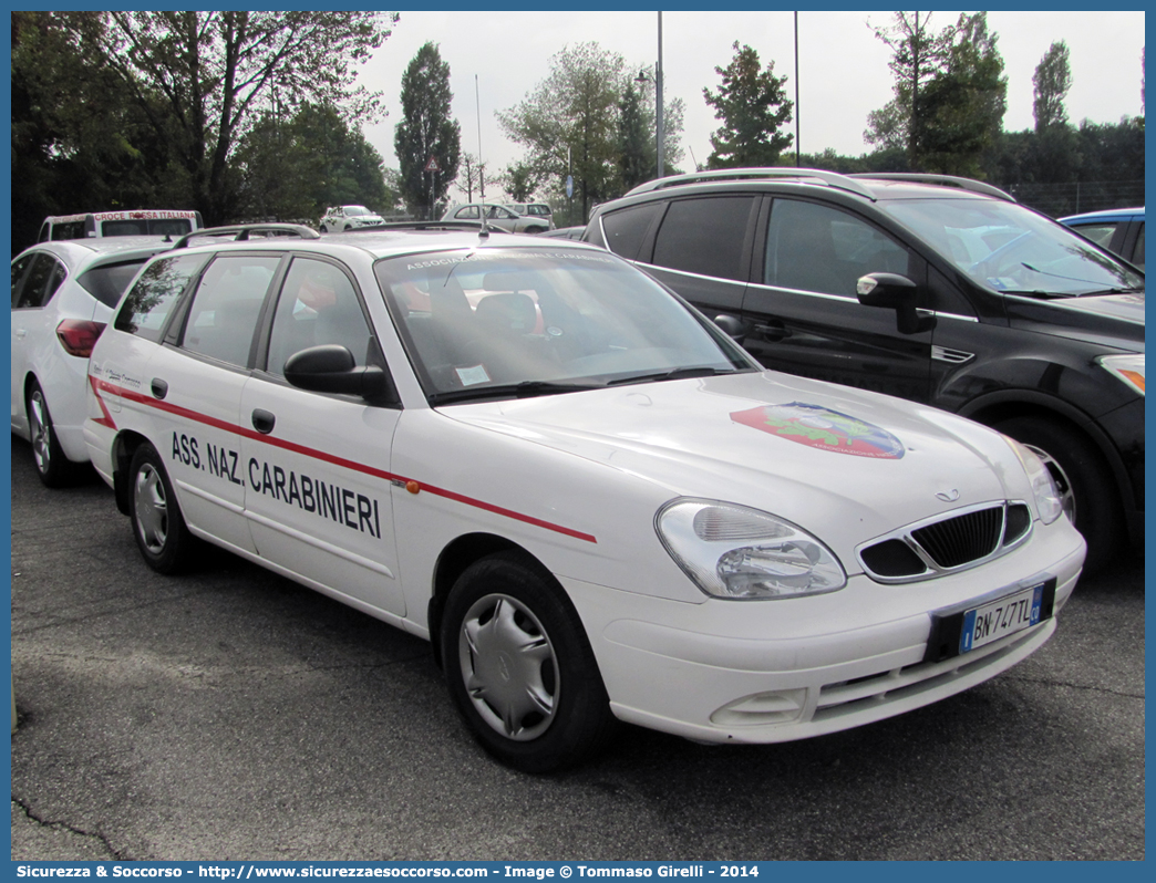 -
Associazione Nazionale Carabinieri
Daewoo Nubira Stationwagon
Parole chiave: Associazione;Nazionale;Carabinieri;ANC;A.N.C.;Daewoo;Nubira