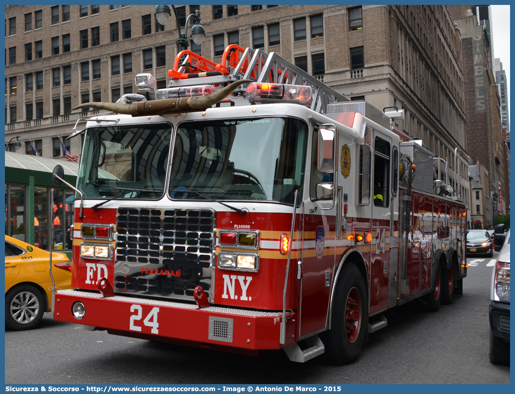 24 - FL14006
United States of America
New York Fire Department
Ferrara Ultra
Parole chiave: United;States;of;America;USA;U.S.A.;NYFD;N.Y.F.D.;New;York;Fire;Department;Ferrara;Ultra