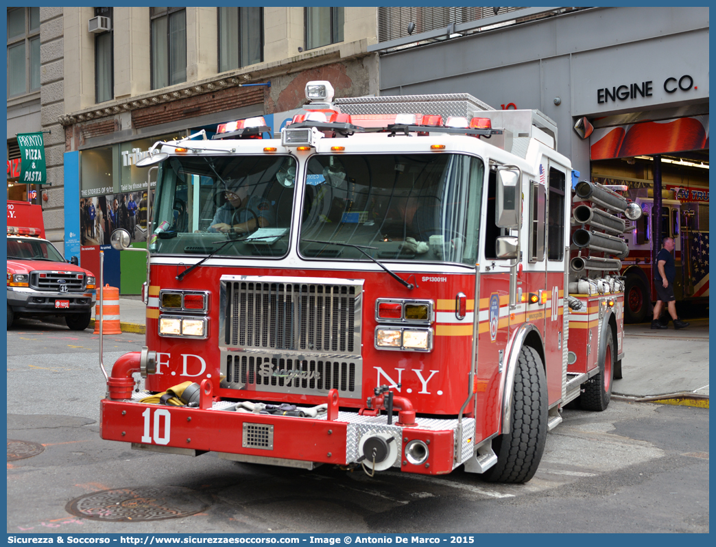 10 - SP13001H
United States of America
New York Fire Department
Seagrave Attacker HD
Parole chiave: United;States;of;America;USA;U.S.A.;NYFD;N.Y.F.D.;New;York;Fire;Department;Seagrave;Attacker;HD;Engine