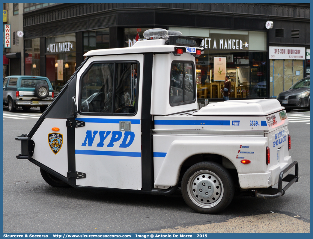 2639
United States of America
New York Police Department
Citywide Traffic Task Force
Westward Go4 Interceptor
Parole chiave: USA;U.S.A.;United;States;of;America;NYPD;N.Y.P.D.;New;York;Police;Department;CTTF;C.T.T.F.;Citywide;Traffic;Task;Force;Westward;Go;4;Interceptor