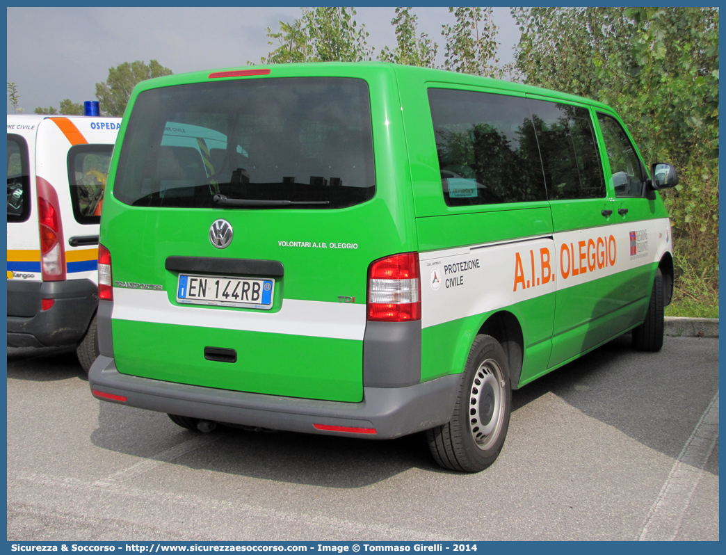 -
Corpo Volontari Antincendi Boschivi
Oleggio (NO)
Volkswagen Transporter T5 restyling
Parole chiave: Corpo;Volontari;Antincendi;Boschivi;AIB;A.I.B.;Piemonte;Oleggio;Volkswagen;Transporter;T5