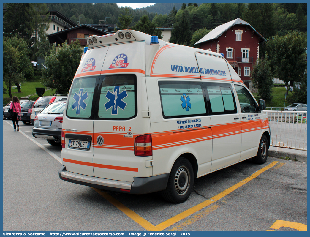 PAPA 2
SUEM 118 Belluno
Azienda ULSS 1 - Dolomiti
Pieve di Cadore
Volkswagen Transporter T5
Allestitore Aricar S.p.A.
(variante)
Parole chiave: 118;SUEM;S.U.E.M.;Belluno;Pieve di Cadore;Ambulanza;Volkswagen;Transporter;T5;Aricar