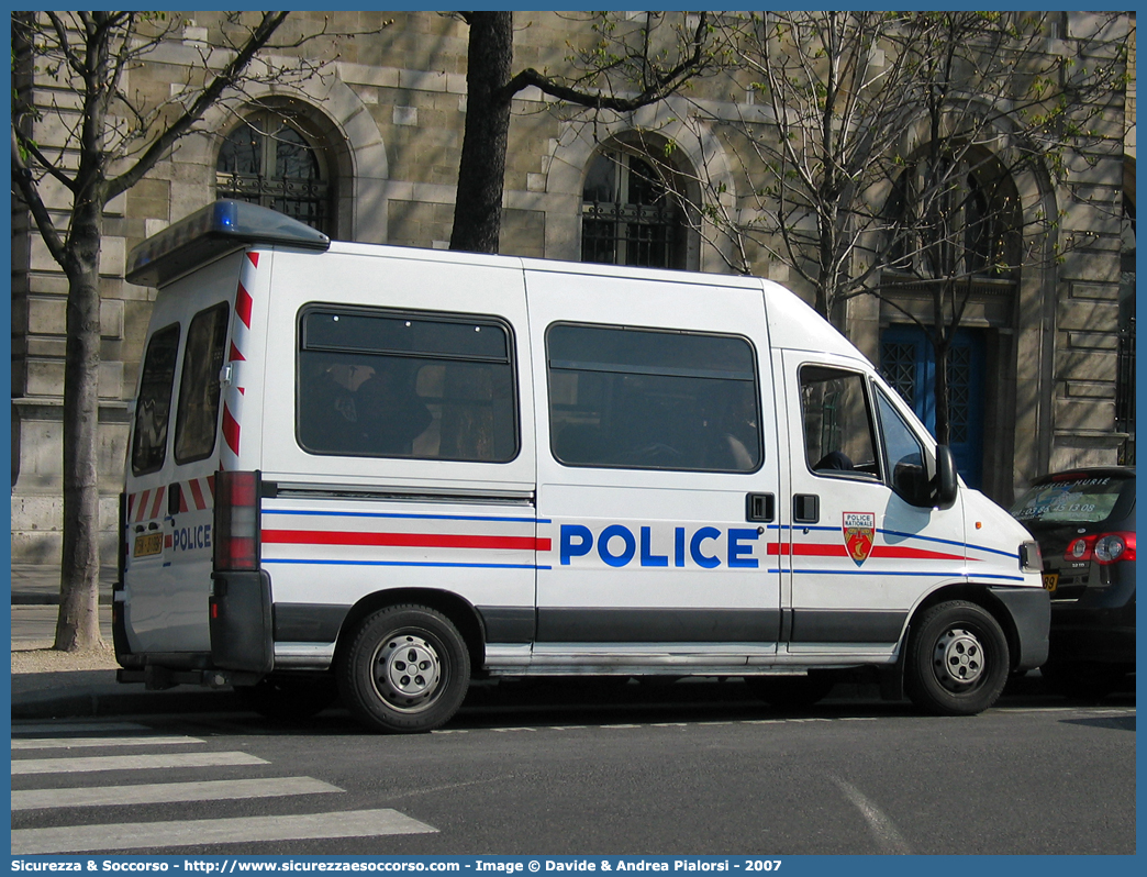 -
République Française
Police Nationale
Citroen Jumper II generation
Parole chiave: Repubblica;Francese;République;Française;Police;Nationale;Polizia;Nazionale;Citroen;Jumper