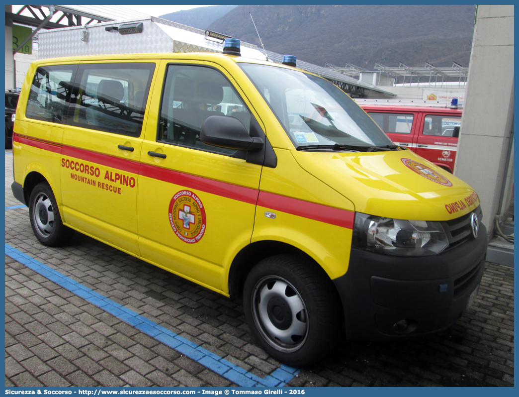 PC F46TN
Corpo Nazionale
Soccorso Alpino e Speleologico
Delegazione Alpina IV Trentino
Volkswagen Transporter T5 restyling
Parole chiave: CNSAS;C.N.S.A.S.;Corpo;Nazionale;Soccorso;Alpino;Speleologico;Trentino;Trento;SAT;S.A.T.;Volkswagen;Transporter;T5;PC C87TN;PCC87TN