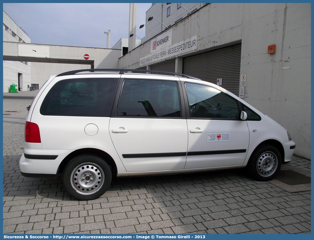 PC ZS0AS
Protezione Civile - Zivilshütz
Seat Alhambra
Parole chiave: PC;ZS;Protezione;Civile;Zivilshütz;Seat;Alhambra