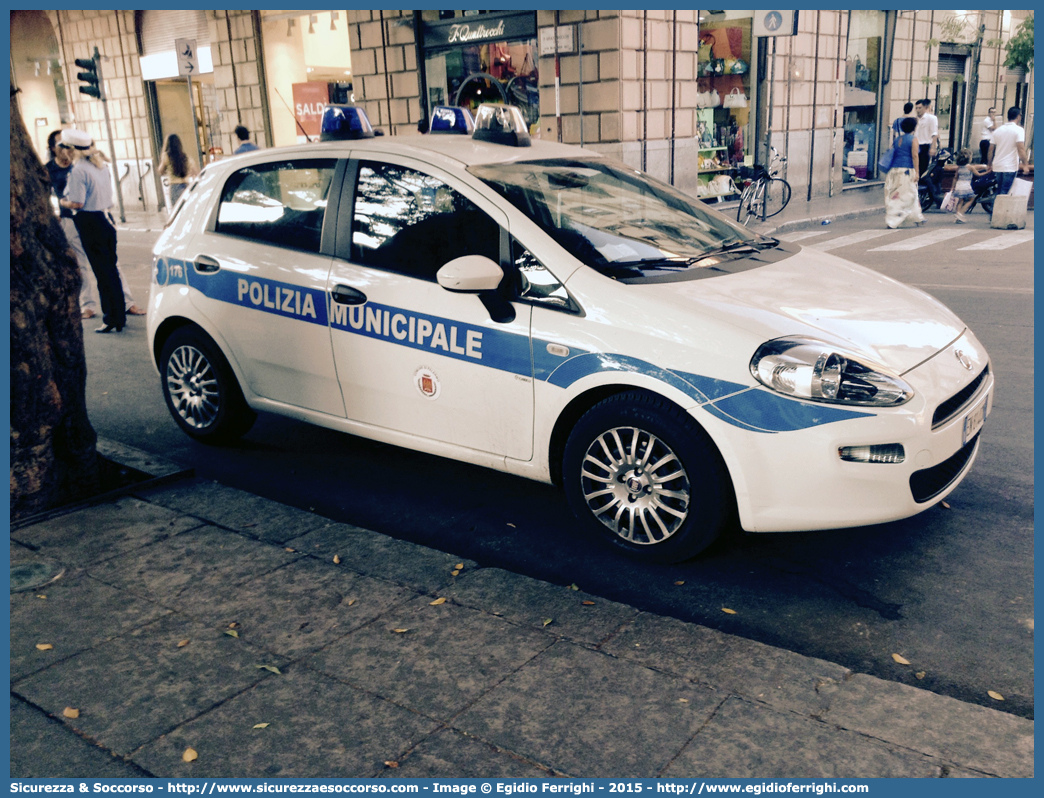 -
Polizia Locale
Comune di Palermo
Fiat Punto IV serie
Allestitore Ciabilli S.r.l.
Parole chiave: P.L.;P.M.;PL;PM;Polizia;Municipale;Locale;Palermo;Fiat;Punto;Ciabilli