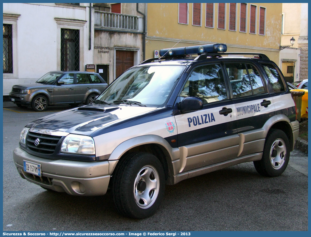 -
Polizia Municipale
Comune di Vicenza
Suzuki Grand Vitara II serie
Parole chiave: PL;P.L.;PM;P.M.;Polizia;Locale;Municipale;Vicenza;Suzuki;Grand;Vitara