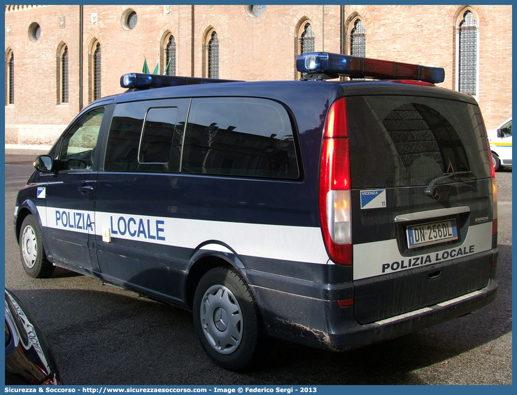 -
Polizia Locale
Comune di Vicenza
Mercedes Benz Classe V II serie
Parole chiave: Polizia;Locale;Municipale;Vicenza;Mercedes Benz;Viano