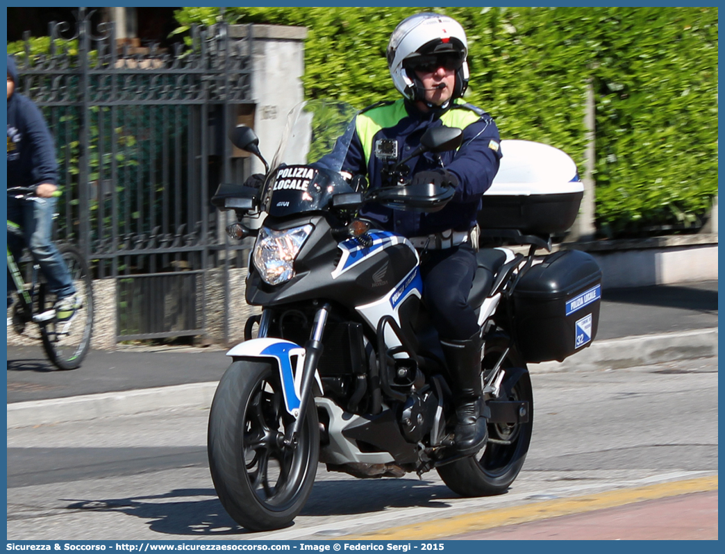 -
Polizia Locale
Comune di Padova
Honda NC 750
Parole chiave: PL;P.L.;PM;P.M.;Polizia;Locale;Municipale;Padova;Honda;NC;750