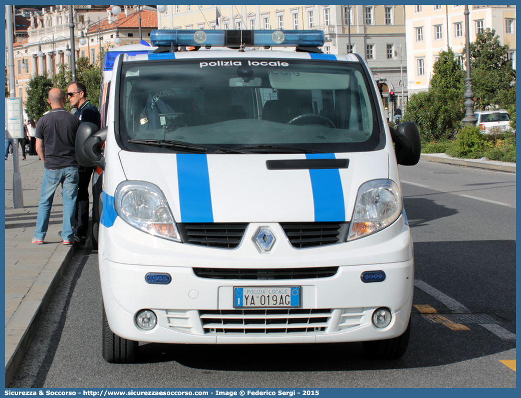 Polizia Locale YA019AG
Polizia Locale
Comune di Trieste
Renault Trafic III serie
Allestitore Focaccia Group S.r.l.
Parole chiave: Polizia;Municipale;Locale;Trieste;Renault;Trafic;YA019AG;Focaccia