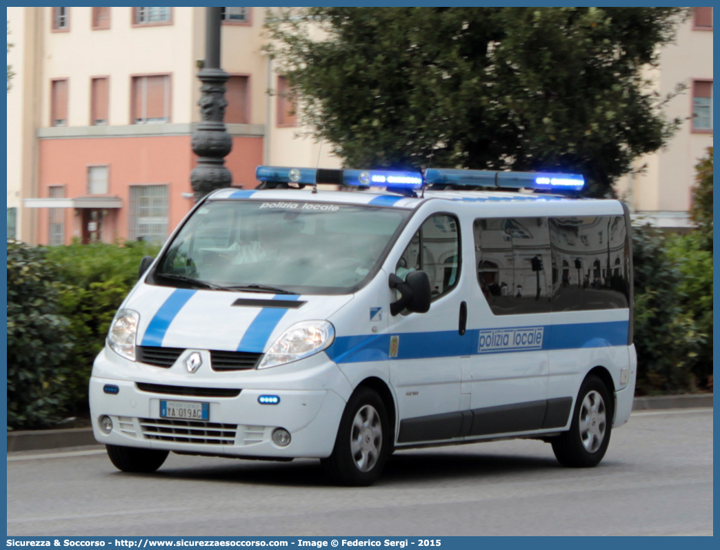 Polizia Locale YA019AG
Polizia Locale
Comune di Trieste
Renault Trafic III serie
Allestitore Focaccia Group S.r.l.
Parole chiave: Polizia;Municipale;Locale;Trieste;Renault;Trafic;YA019AG;Focaccia