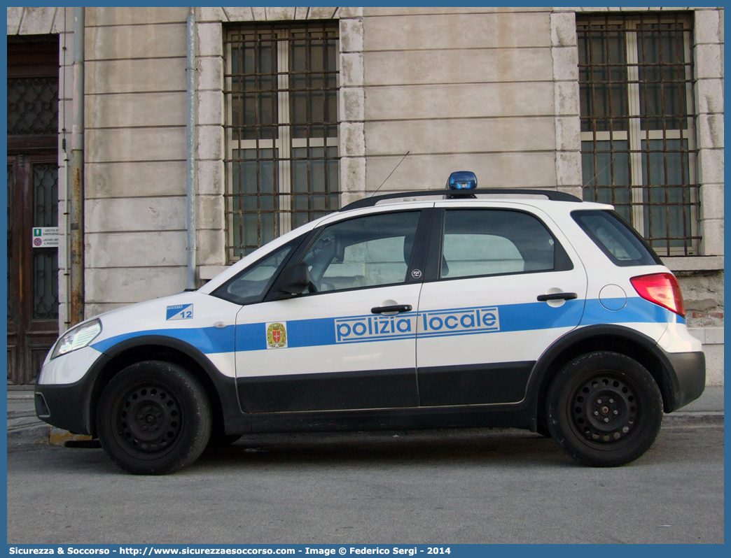 Polizia Locale YA585AG
Polizia Locale
Comune di Trieste
Fiat Sedici II serie
Parole chiave: Polizia;Municipale;Locale;Trieste;Fiat;Sedici;YA585AG