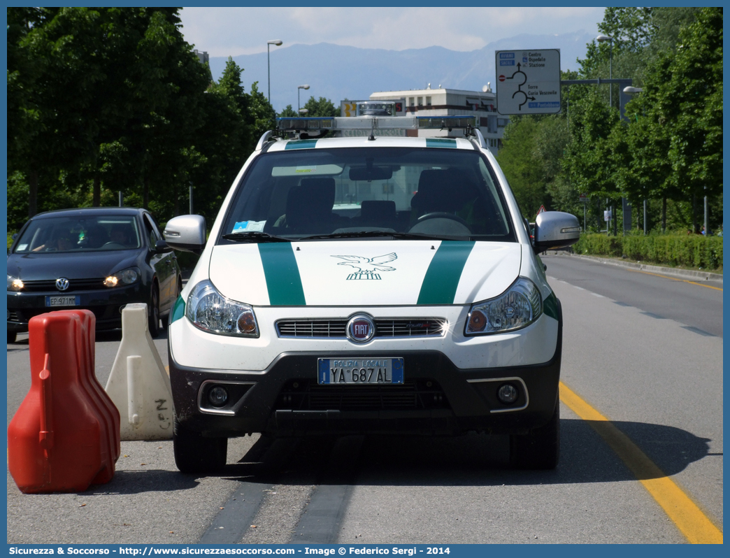 Polizia Locale YA687AL
Polizia Locale
Provincia di Pordenone
Fiat Sedici II serie
Allestitore Carrozzeria Battiston
Parole chiave: PL;P.L.;PM;P.M.;Polizia;Municipale;Locale;Provinciale;Pordenone;Fiat;Sedici