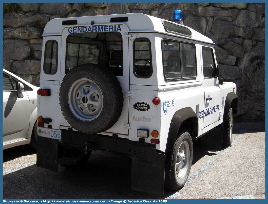 Polizia 056
Repubblica di San Marino
Gendarmeria
Land Rover Defender 90
Parole chiave: Repubblica;San Marino;RSM;R.S.M.;Gendarmeria;Land Rover;Defender;90