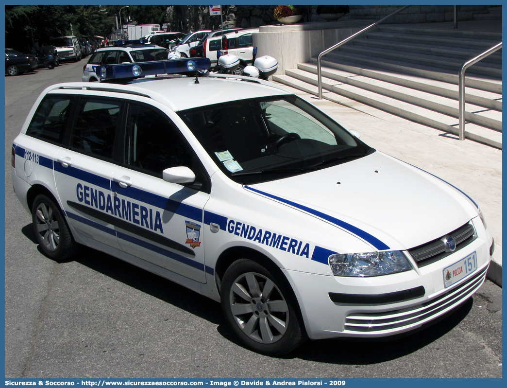 Polizia 151
Repubblica di San Marino
Gendarmeria
Fiat Stilo Multiwagon II serie
Parole chiave: Repubblica;San Marino;RSM;R.S.M.;Gendarmeria;Fiat;Stilo;Multiwagon