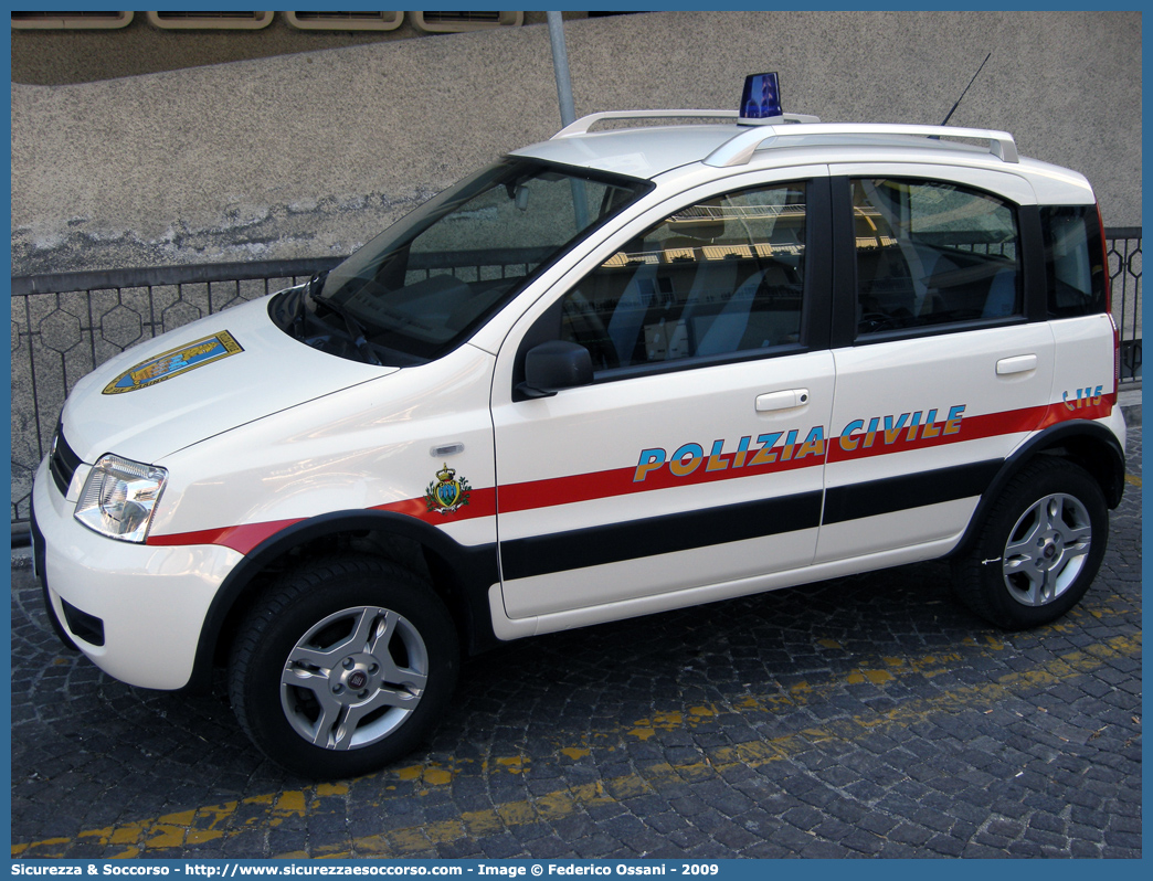 Polizia 155
Repubblica di San Marino
Polizia Civile
Fiat Nuova Panda 4x4 I serie
Parole chiave: Repubblica;San Marino;RSM;R.S.M.;Polizia Civile;Fiat;Nuova Panda;4x4;4 x 4