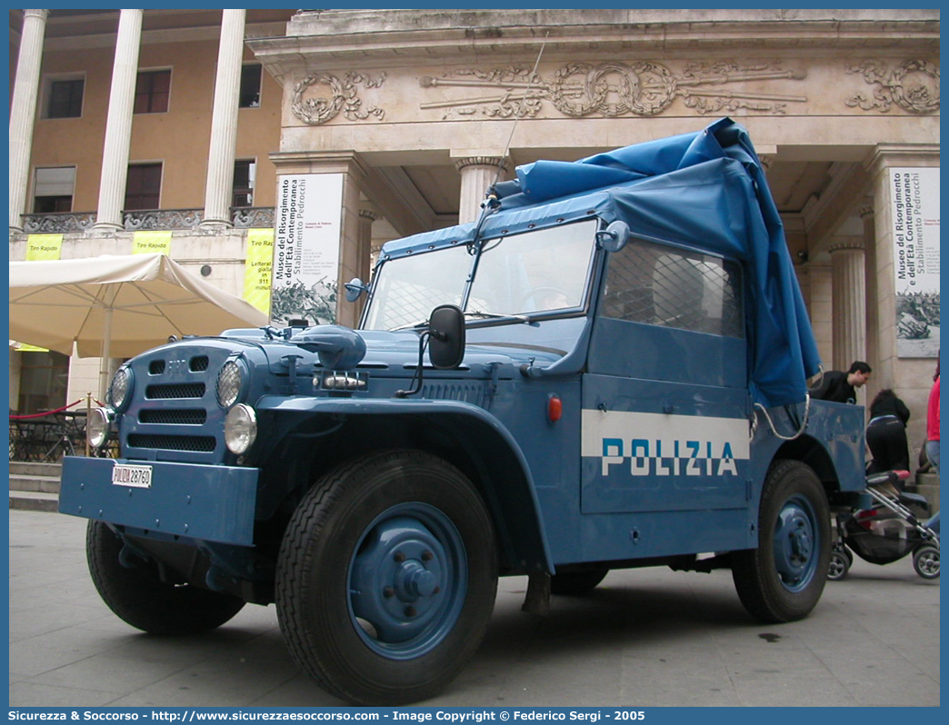 Polizia 28760
Polizia di Stato
Reparto Mobile
Fiat Campagnola
Parole chiave: PS;P.S.;Polizia;Polizia di Stato;Reparto Mobile;Fiat;Campagnola;AR;59;AR59