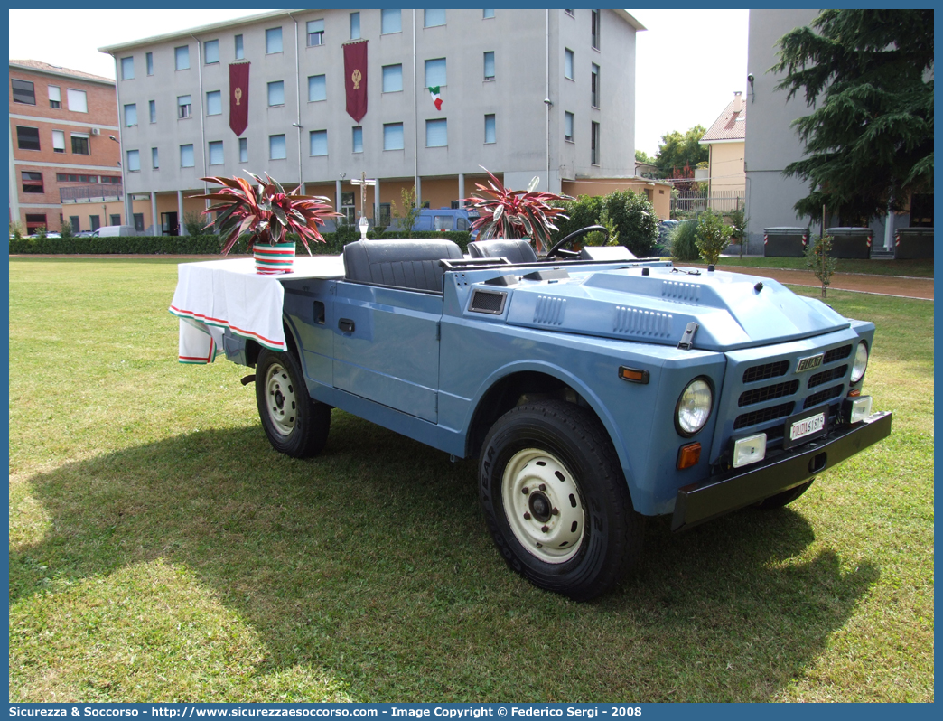 Polizia 61819
Polizia di Stato
Fiat Nuova Campagnola HTL
(variante)
Parole chiave: PS;P.S.;Polizia;Polizia di Stato;Reparto Mobile;Fiat;Campagnola;AR;76;AR76