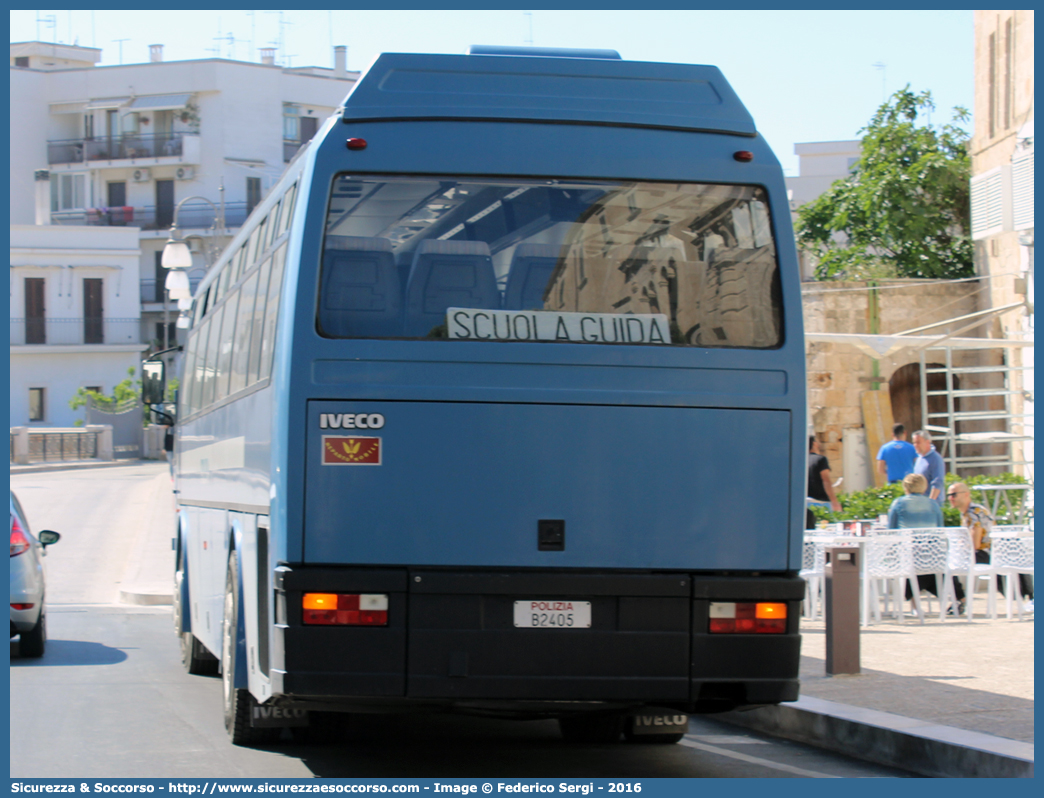 Polizia B2405
Polizia di Stato
Reparto Mobile
Iveco 370SE
Parole chiave: PS;P.S.;Polizia;di;Stato;Reparto;Mobile;Iveco;370;SE