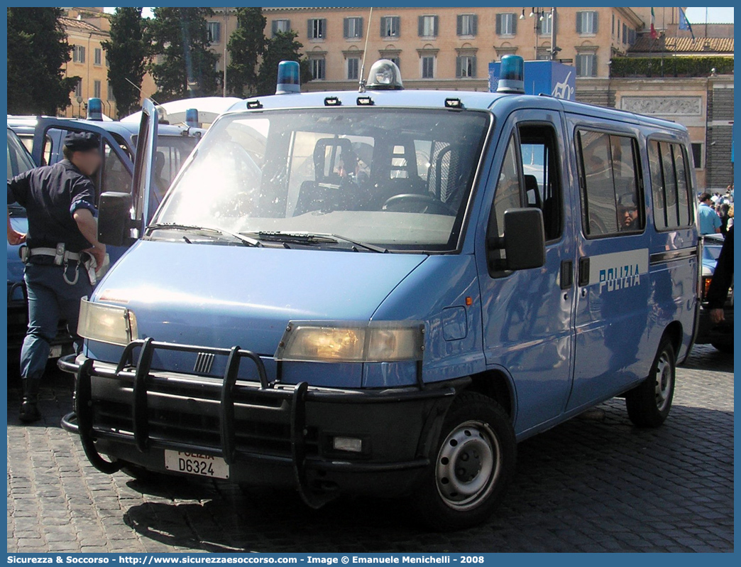 Polizia D6324
Polizia di Stato
Reparto Mobile
Fiat Ducato II serie
Allestitore Elevox S.r.l.
Parole chiave: PS;P.S.;Polizia;di;Stato;Reparto;Mobile;Ordine;Pubblico;Fiat;Ducato;Elevox