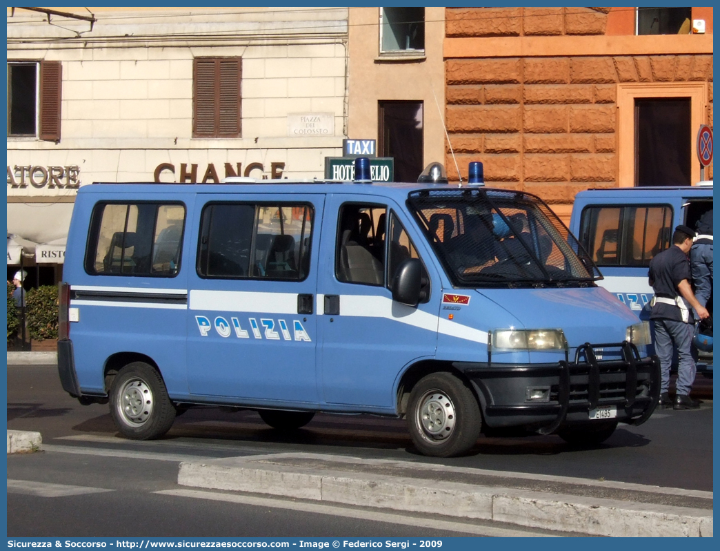 Polizia E1495
Polizia di Stato
Reparto Mobile
Fiat Ducato II serie
Allestitore Elevox S.r.l.
Parole chiave: PS;P.S.;Polizia;di;Stato;Reparto;Mobile;Ordine;Pubblico;Fiat;Ducato;Elevox